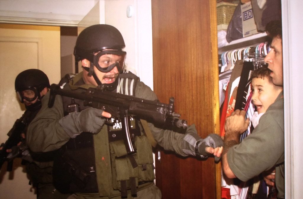 Federal agents raided the house on April 22nd and seized Elian.