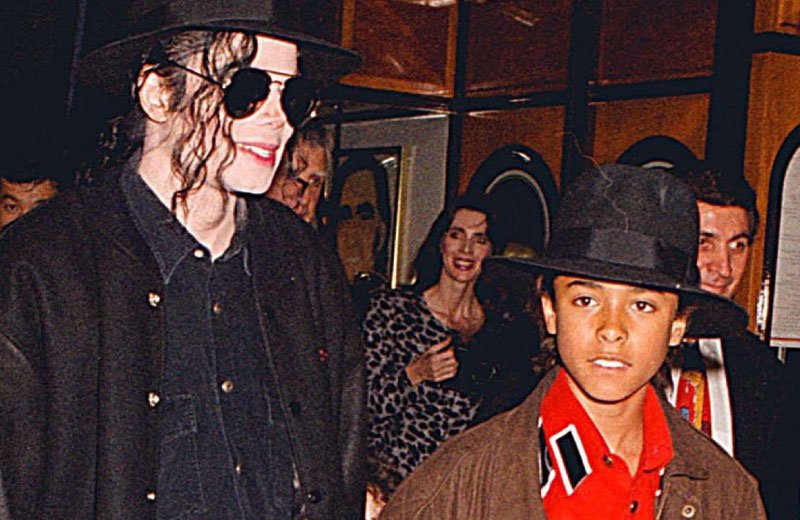 Michael Jackson and Jordy Chandler 