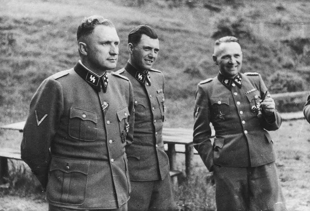 Richard Baer, Josef Mengele and Rudolf Höss at Auschwitz, 1944.