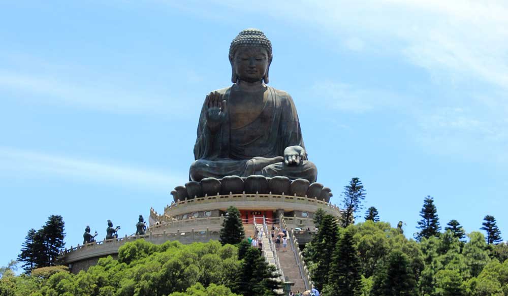 Tian Tan Buddha 