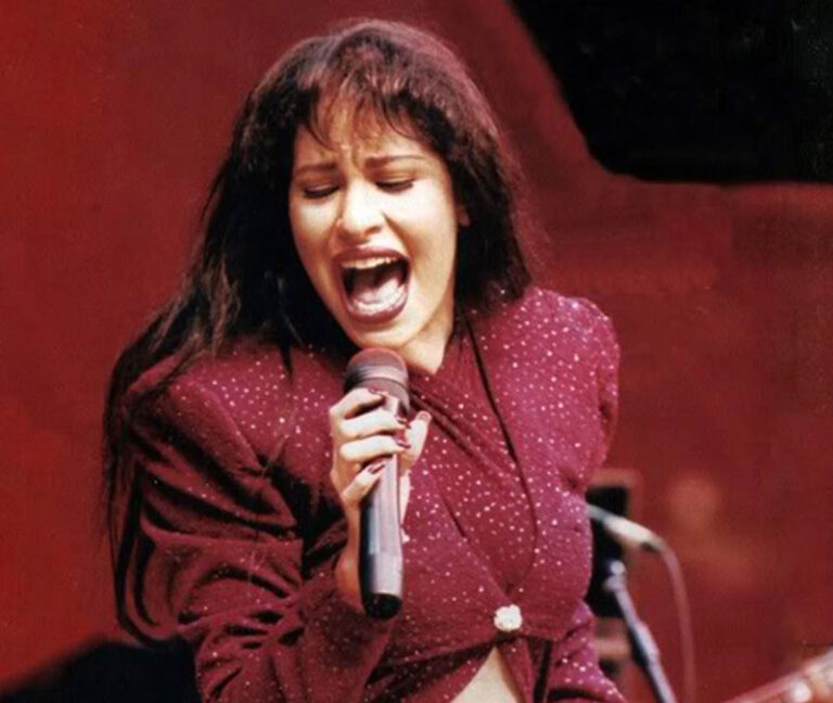 Where Is Yolanda Saldívar Now? Selena Quintanilla's Number One Fan Who ...