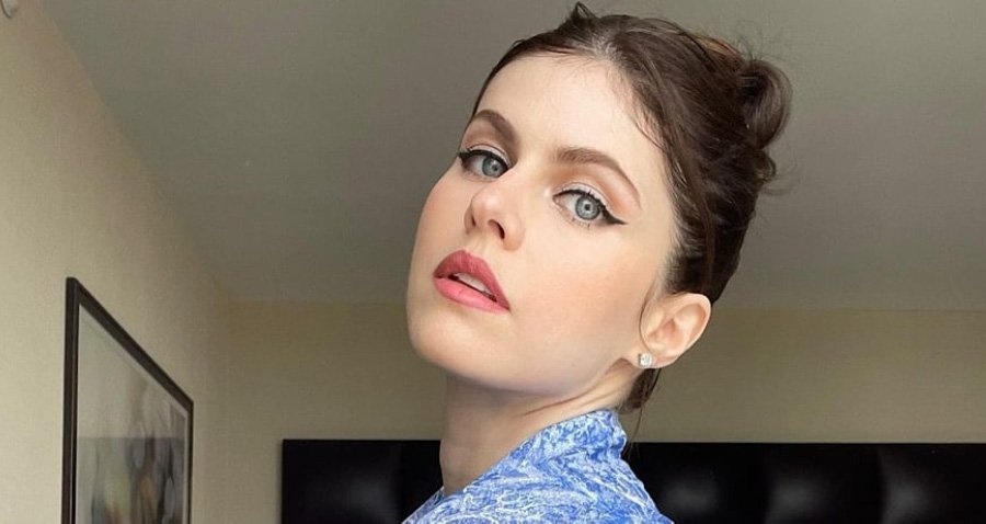 What is So Special about Alexandra Daddario's eyes? 